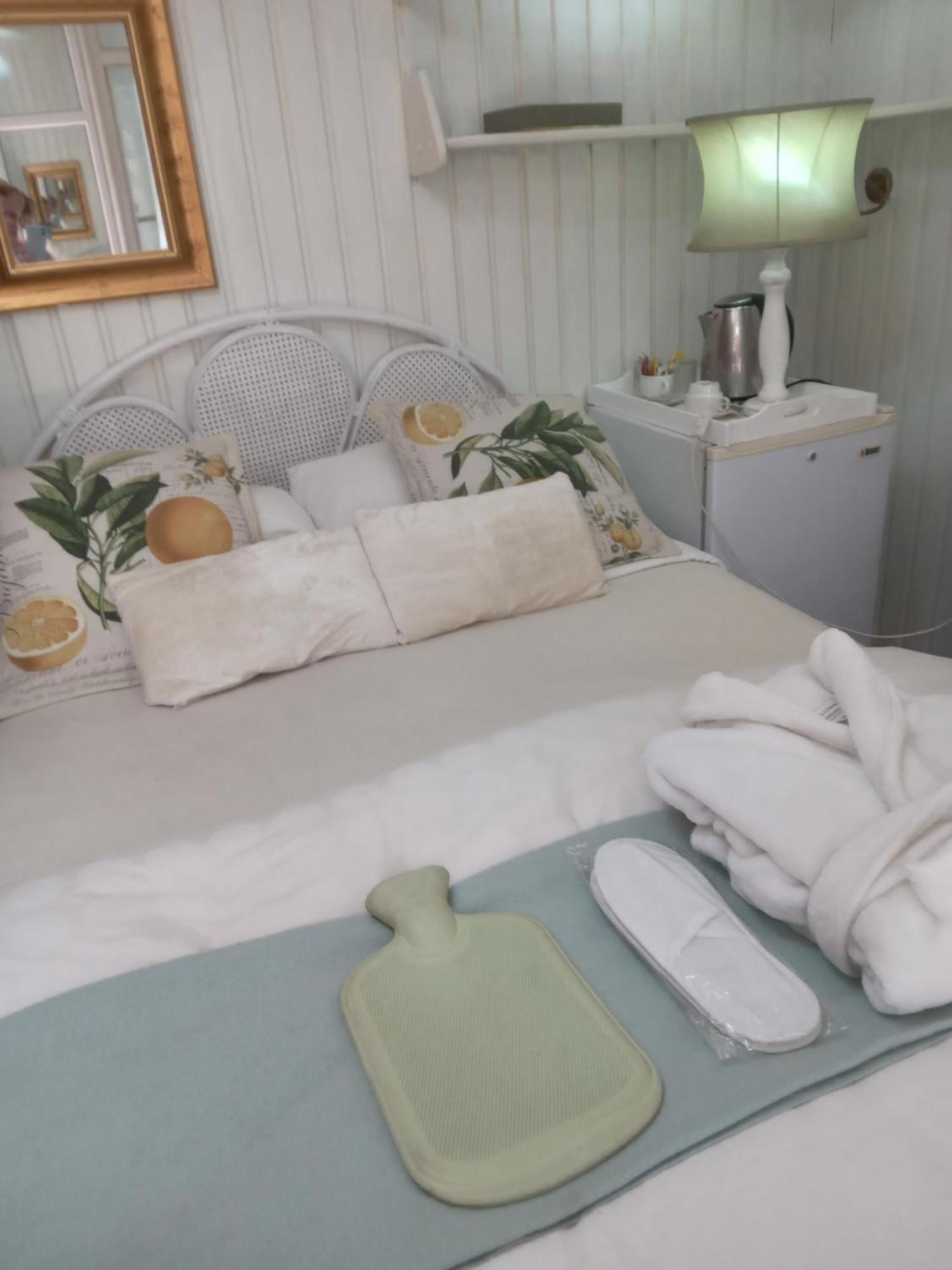Emerald Guest House Springs מראה חיצוני תמונה